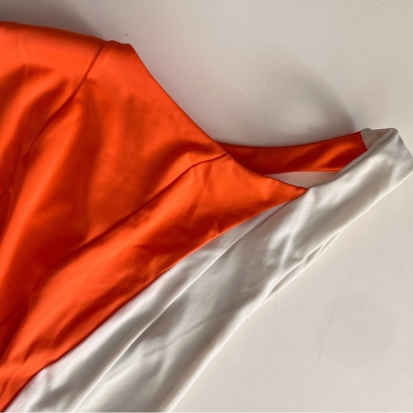 Summer Salt Island Goddess shirred One Shoulder One Piece Size 8LT - Picture 4 of 12